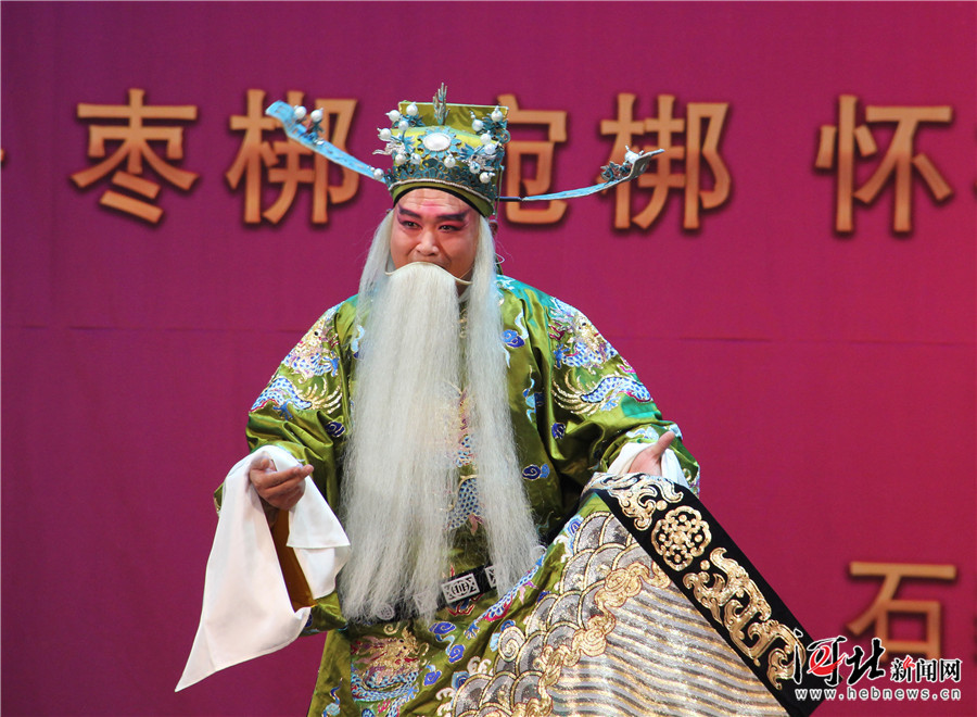 折子戏专场争芳斗艳 观众笑中带泪冰火两重天