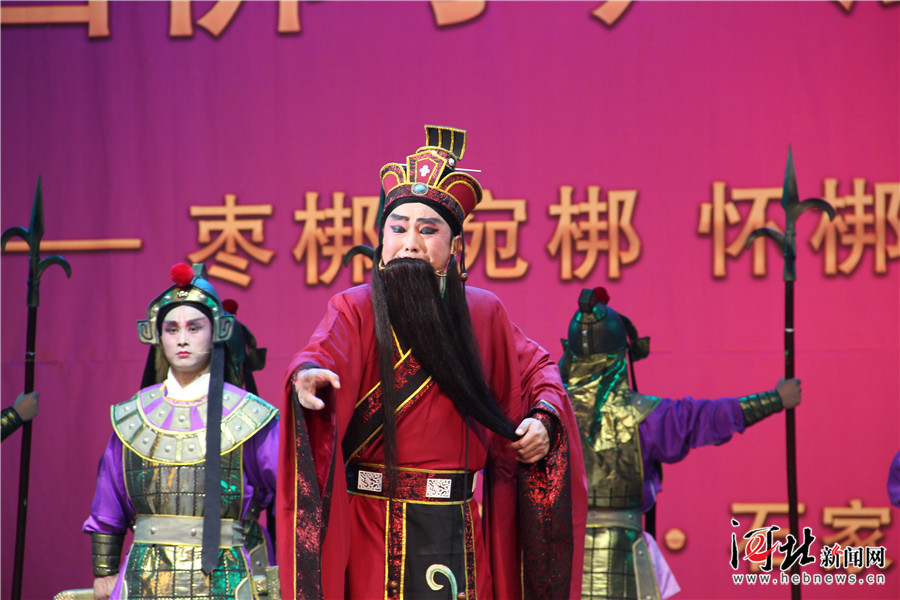 折子戏专场争芳斗艳 观众笑中带泪冰火两重天