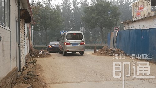 石家庄南二环宋村附近拥堵何时休?年底吧! 石家庄南二环宋村附近拥堵何时休?年底吧!