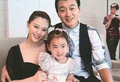 赵薇佟大为孟非黄磊女儿 让人叹明星基因就是好