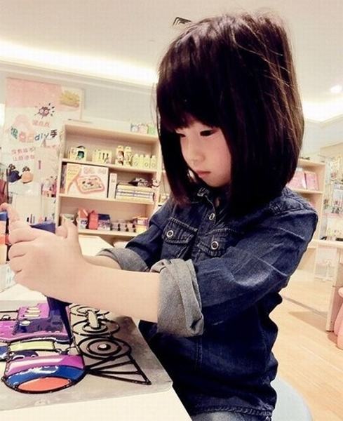赵薇佟大为孟非黄磊女儿 让人叹明星基因就是好
