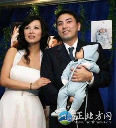 奶茶妹妹承认婚前怀孕 娱乐圈未婚先孕女星盘点（组图）