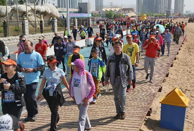 第12届世界徒步大会在秦皇岛举行