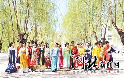 中华民族一家亲 同心共筑中国梦