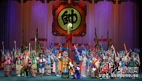 豫剧《五世请缨》震撼上演博得满堂彩