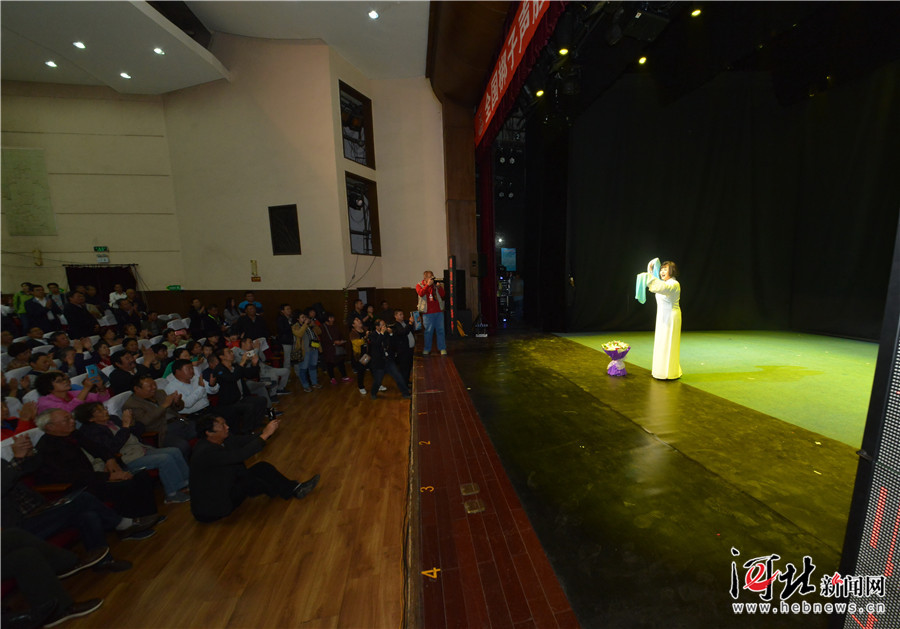 河北梆子《牺牲》在河北省话剧院儿童剧场上演