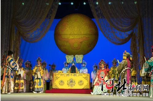  10月9日晚，上党梆子《闯幽州》在河北省话剧院儿童剧场上演。
