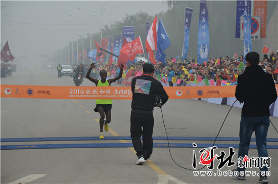 跑过“醉美”承德：2016承德国际马拉松赛成功举办