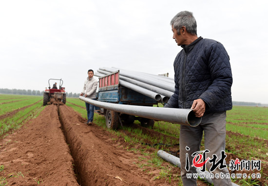 临漳：水肥一体化技术种粮食