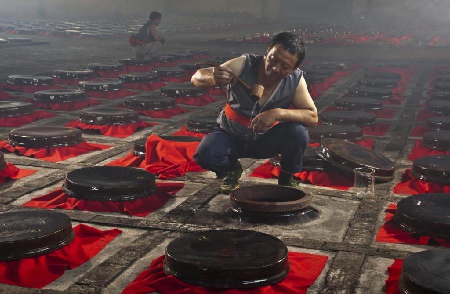 锡耶纳国际摄影奖揭晓!河北白酒酿造震撼全球 锡耶纳国际摄影奖揭晓!河北白酒酿造震撼全球