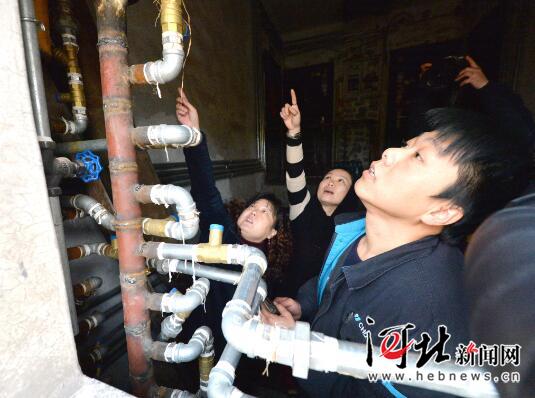 石家庄尖岭小区有支“供暖巡查队”